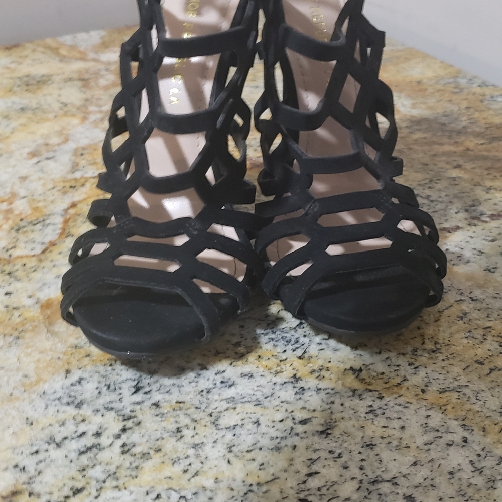 Shoe republic la size 5.5 worn just once